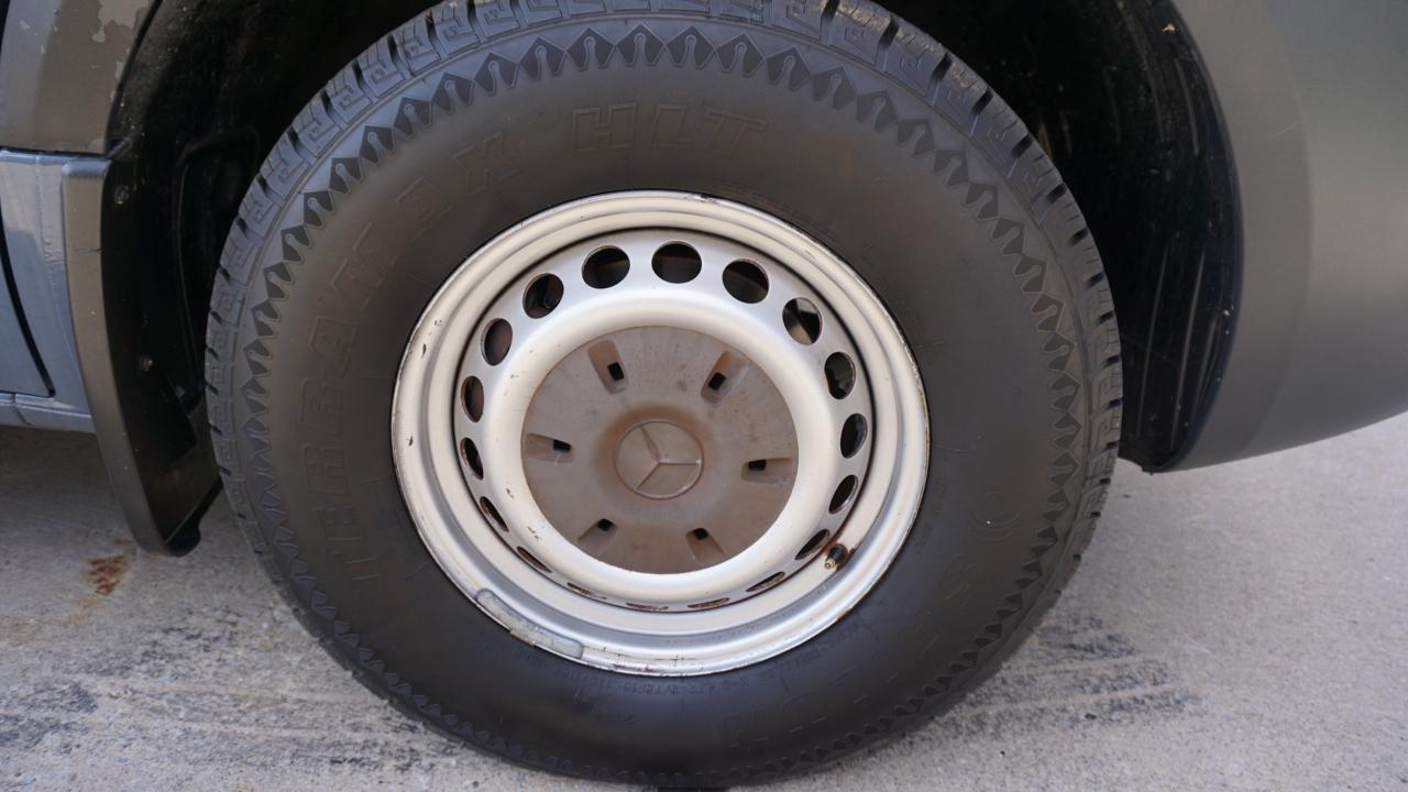 Mercedes-Benz Sprinter Van 2500 High Roof V6 170" RWD 2019