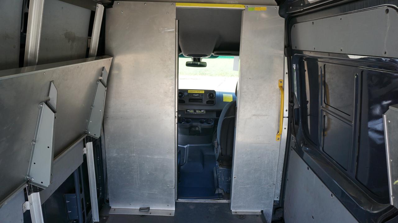 Mercedes-Benz Sprinter Van 2500 High Roof V6 170" RWD 2019