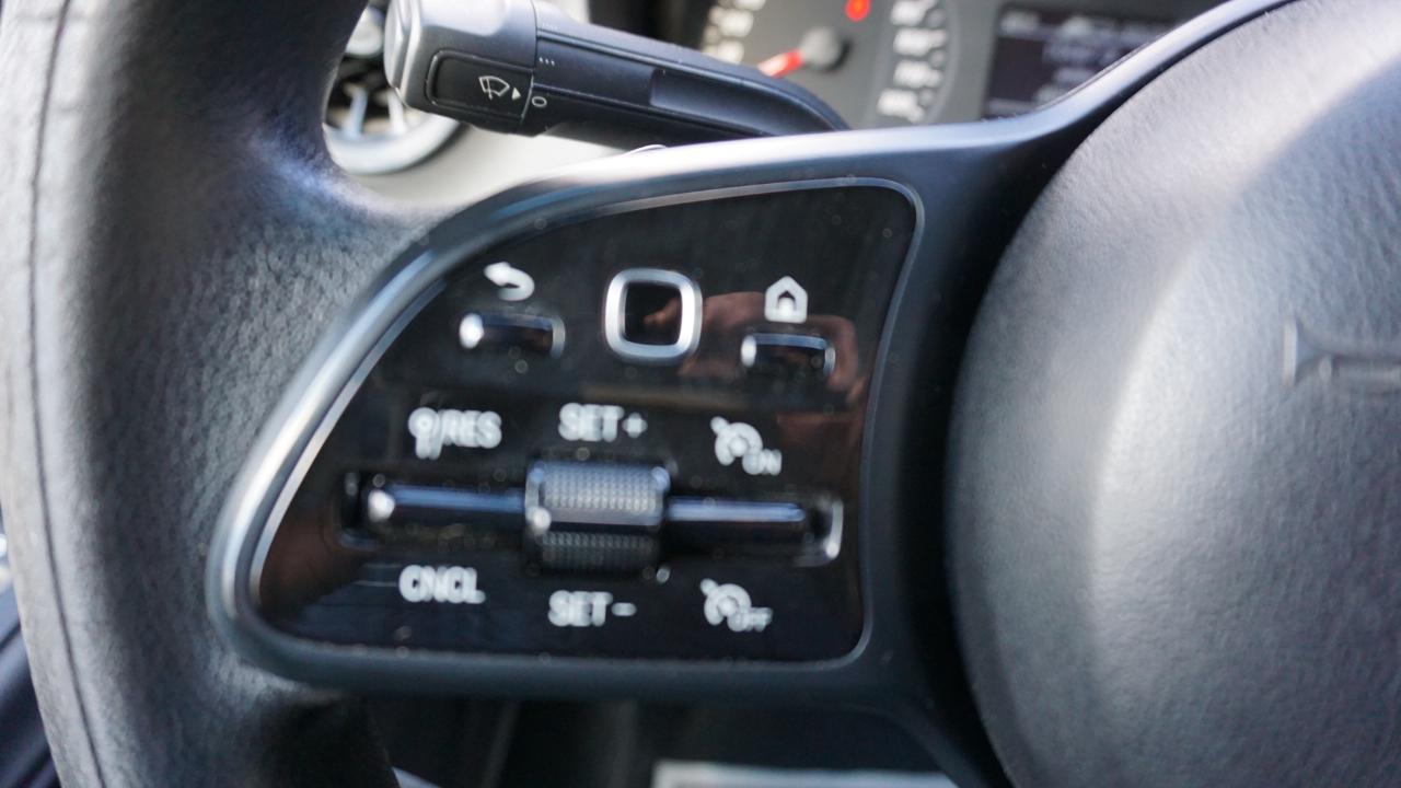 Mercedes-Benz Sprinter Van 2500 High Roof V6 170" RWD 2019