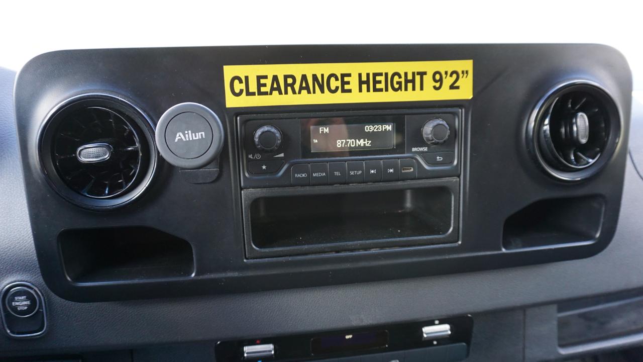 Mercedes-Benz Sprinter Van 2500 High Roof V6 170" RWD 2019