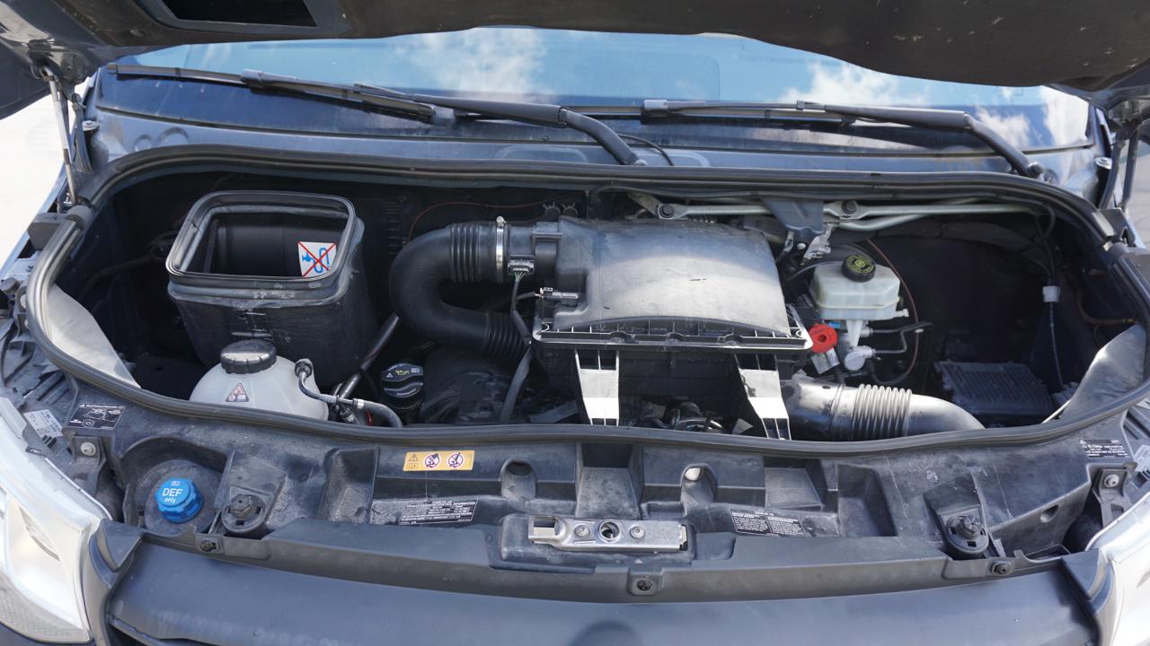 Mercedes-Benz Sprinter Van 2500 High Roof V6 170" RWD 2019