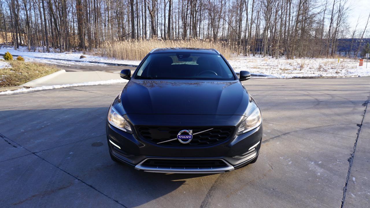 Volvo V60 Cross Country 2015.5 4dr Wgn T5 AWD 2015