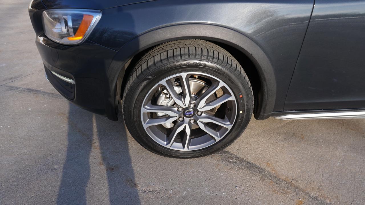 Volvo V60 Cross Country 2015.5 4dr Wgn T5 AWD 2015