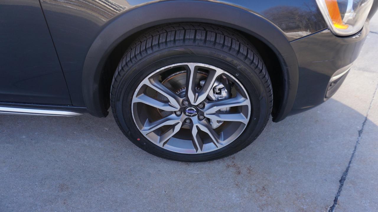 Volvo V60 Cross Country 2015.5 4dr Wgn T5 AWD 2015