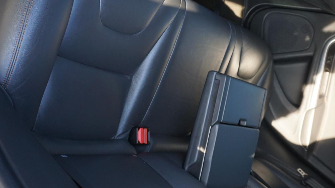 Volvo V60 Cross Country 2015.5 4dr Wgn T5 AWD 2015