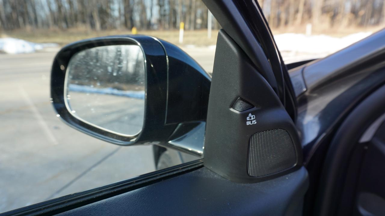 Volvo V60 Cross Country 2015.5 4dr Wgn T5 AWD 2015