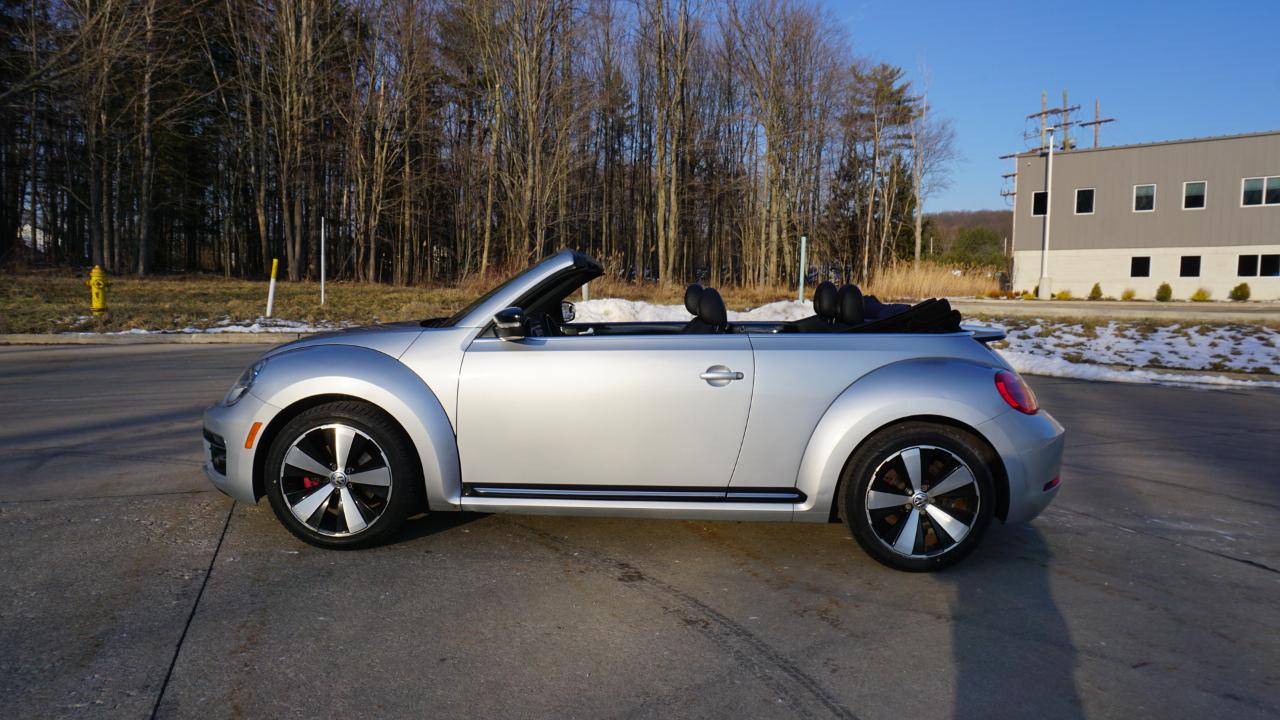 Volkswagen Beetle Convertible 2dr DSG 2.0T PZEV 2013