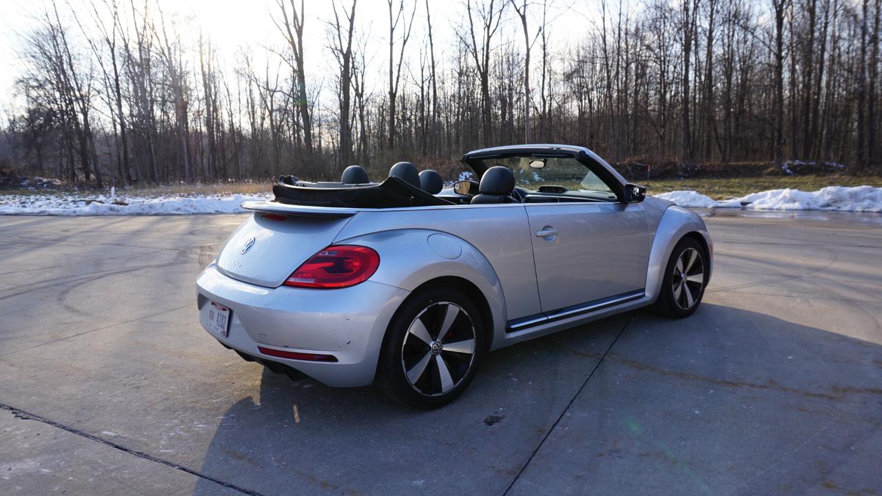 Volkswagen Beetle Convertible 2dr DSG 2.0T PZEV 2013