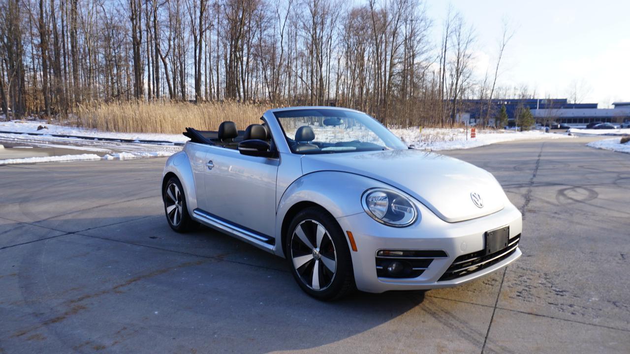 Volkswagen Beetle Convertible 2dr DSG 2.0T PZEV 2013