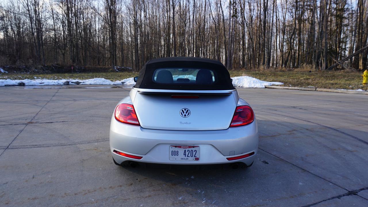 Volkswagen Beetle Convertible 2dr DSG 2.0T PZEV 2013