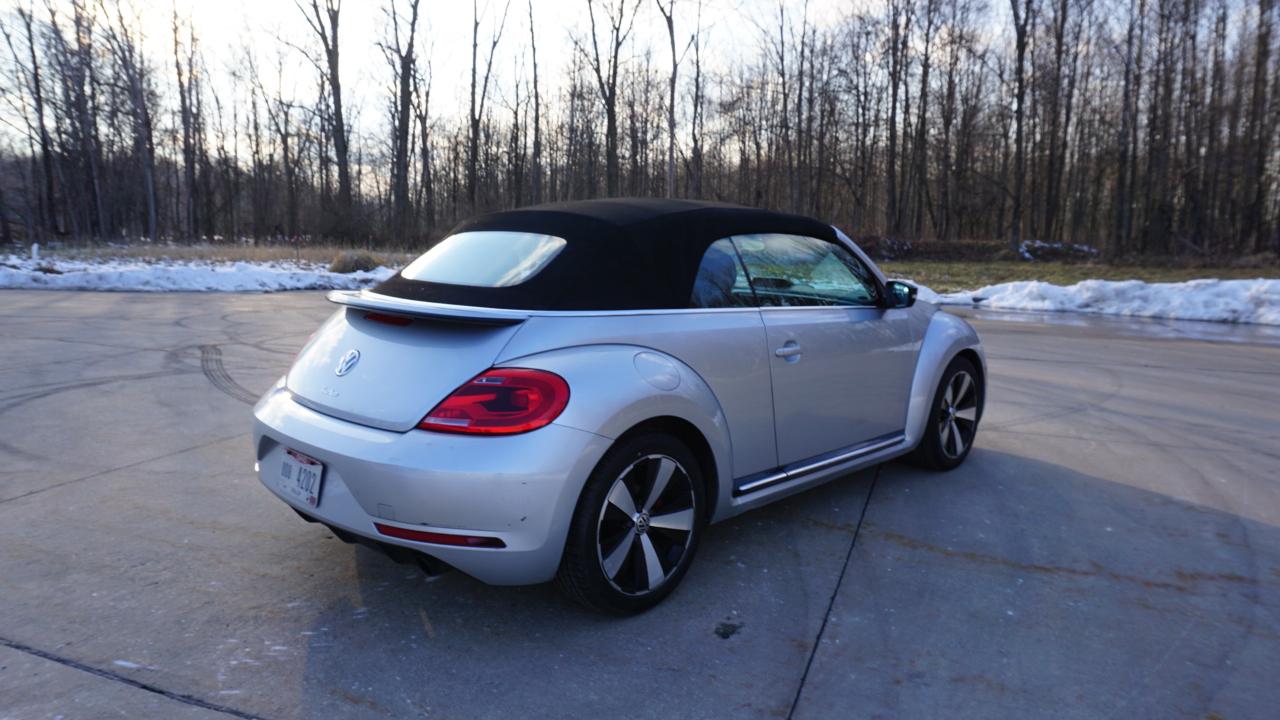 Volkswagen Beetle Convertible 2dr DSG 2.0T PZEV 2013