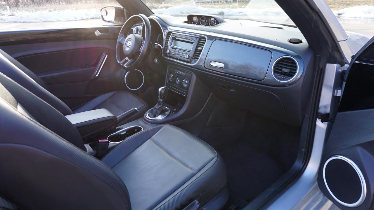 Volkswagen Beetle Convertible 2dr DSG 2.0T PZEV 2013