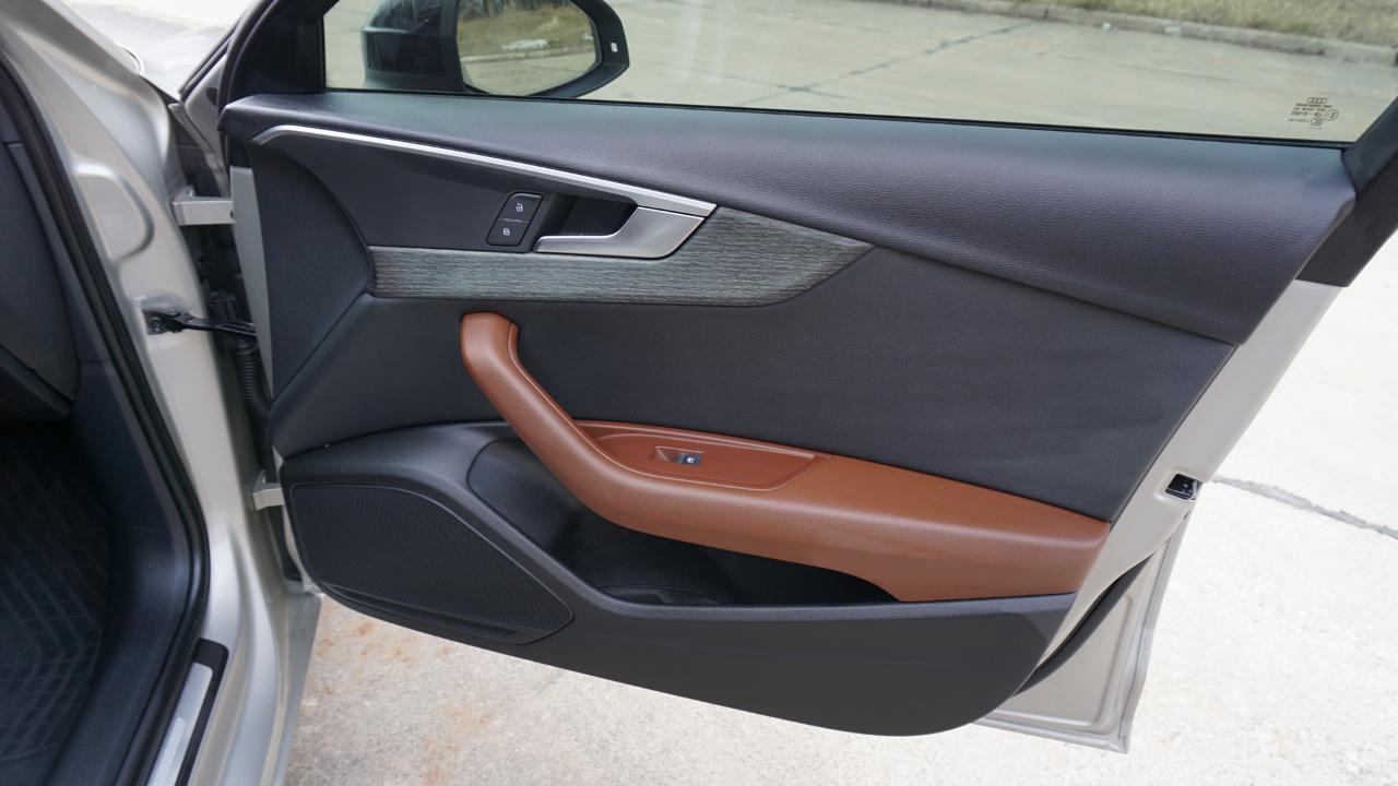 Audi A4 2.0 TFSI Auto Premium quattro AWD 2017