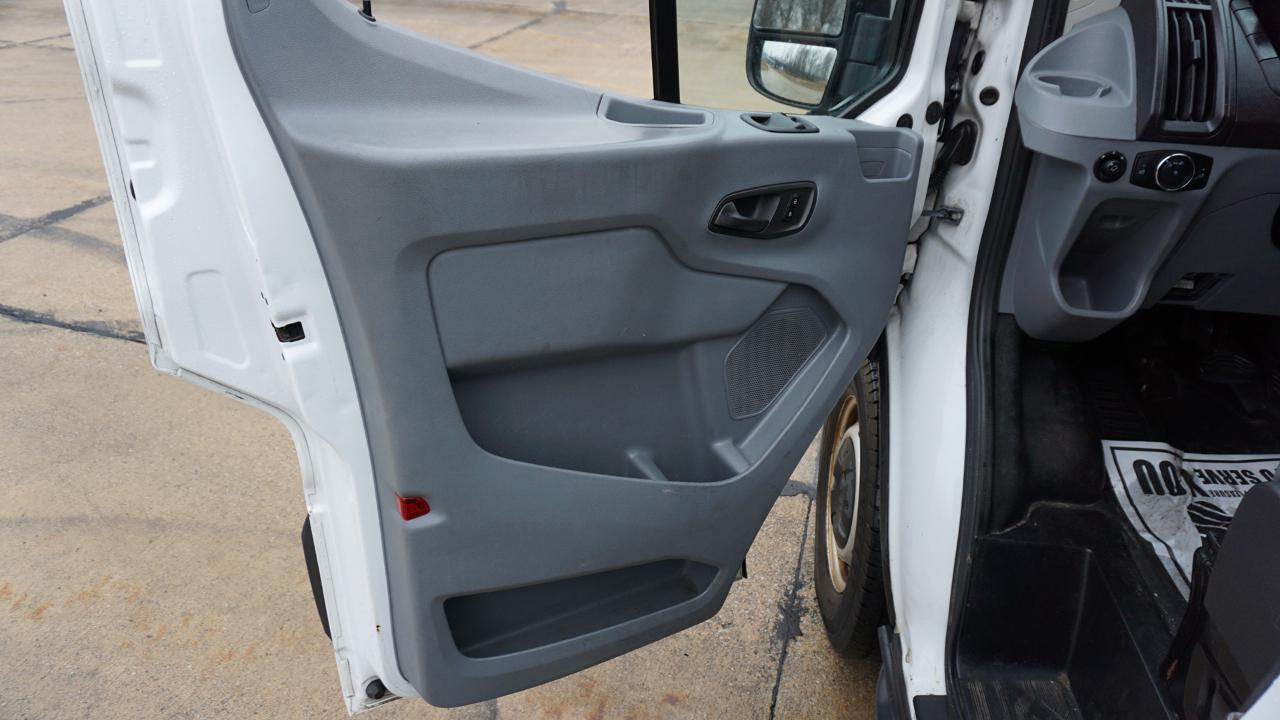 Ford Transit Van T-250 148" Low Rf 9000 GVWR Swing-Out RH Dr 2017