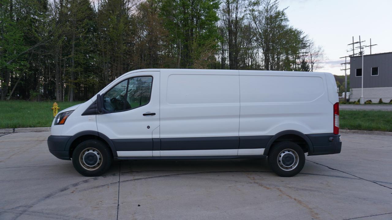Ford Transit Van T-250 148" Low Rf 9000 GVWR Swing-Out RH Dr 2017