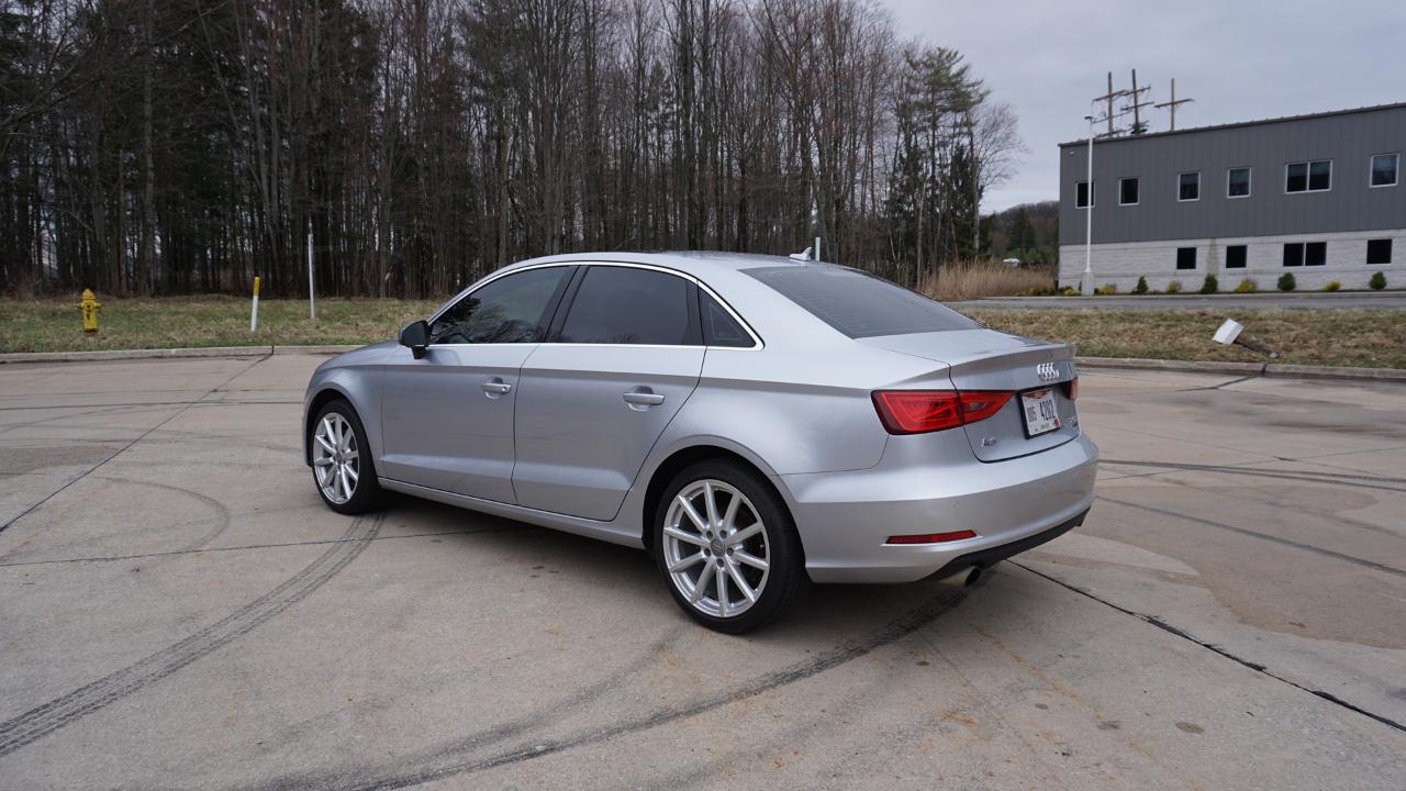 Audi A3 4dr Sdn quattro 2.0T Premium Plus 2015