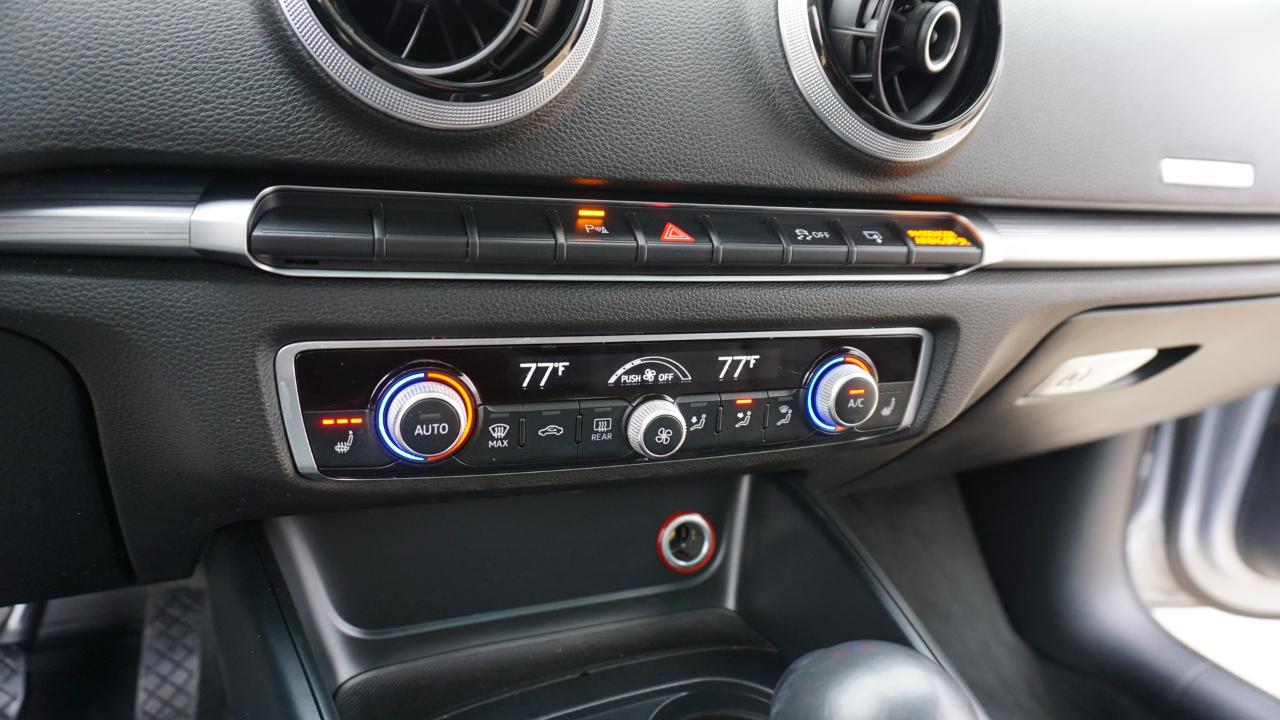 Audi A3 4dr Sdn quattro 2.0T Premium Plus 2015