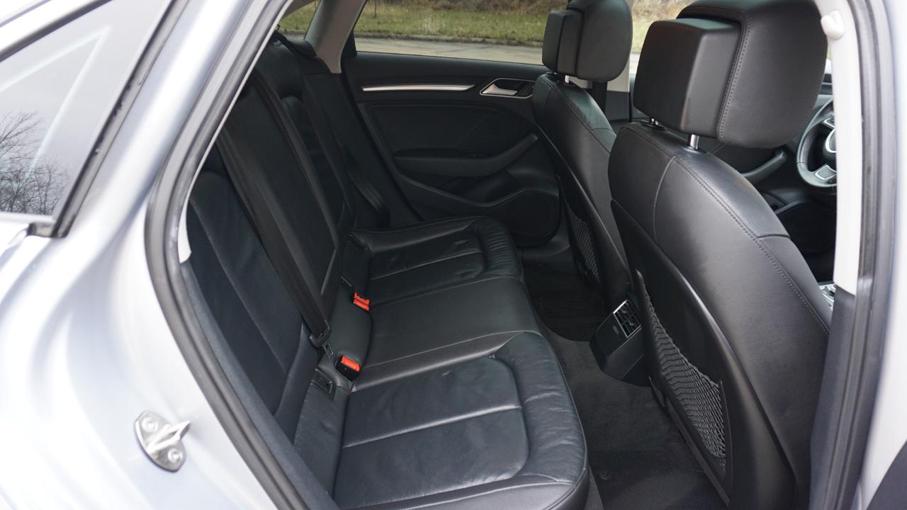 Audi A3 4dr Sdn quattro 2.0T Premium Plus 2015