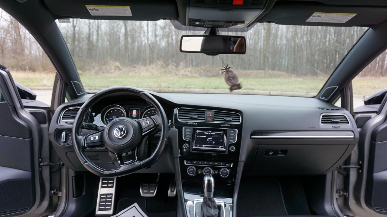 Volkswagen Golf R 4dr HB 2015