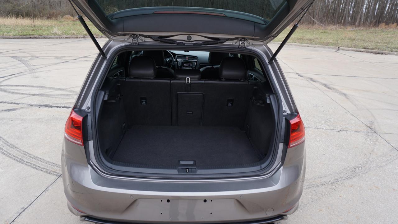 Volkswagen Golf R 4dr HB 2015