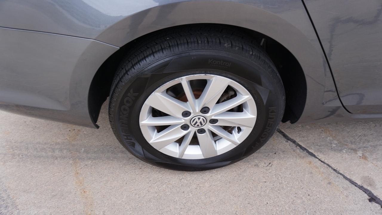 Volkswagen Golf SportWagen 4dr Auto TSI S 2015