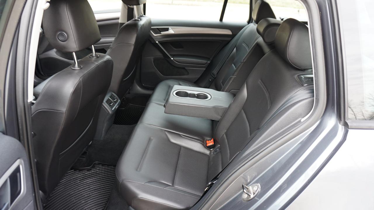 Volkswagen Golf SportWagen 4dr Auto TSI S 2015