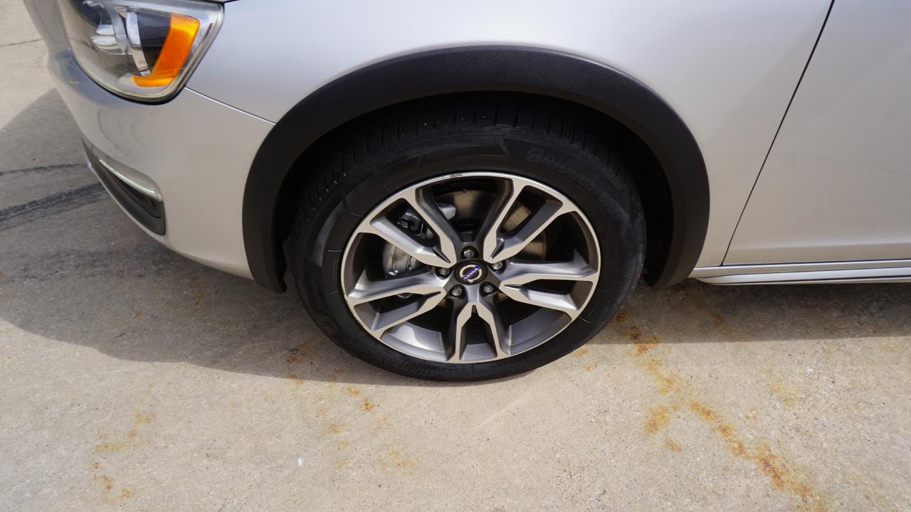 Volvo V60 Cross Country 4dr Wgn T5 AWD 2016