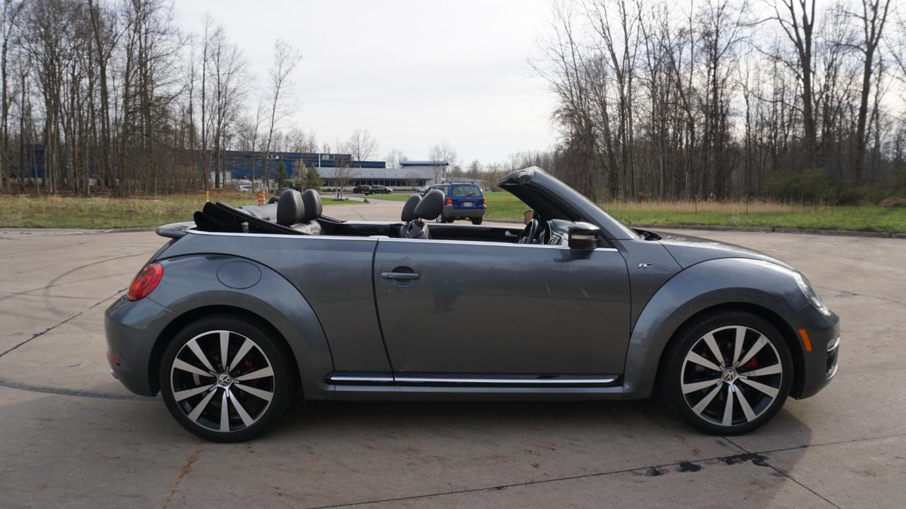 Volkswagen Beetle Convertible 2dr DSG 2.0T R-Line PZEV 2014