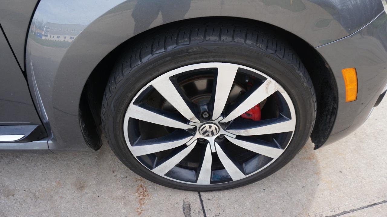 Volkswagen Beetle Convertible 2dr DSG 2.0T R-Line PZEV 2014