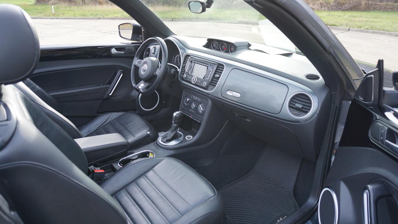 Volkswagen Beetle Convertible 2dr DSG 2.0T R-Line PZEV 2014