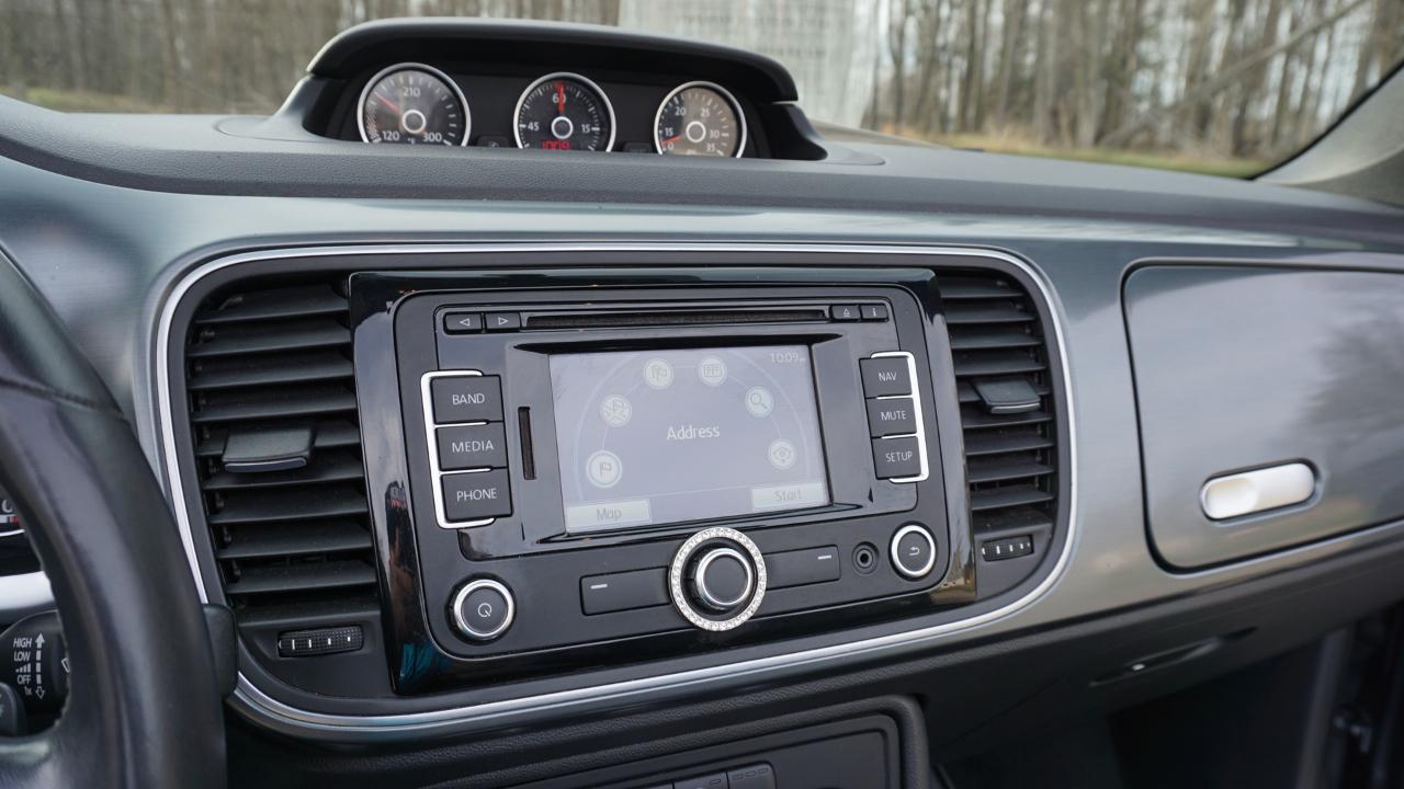 Volkswagen Beetle Convertible 2dr DSG 2.0T R-Line PZEV 2014