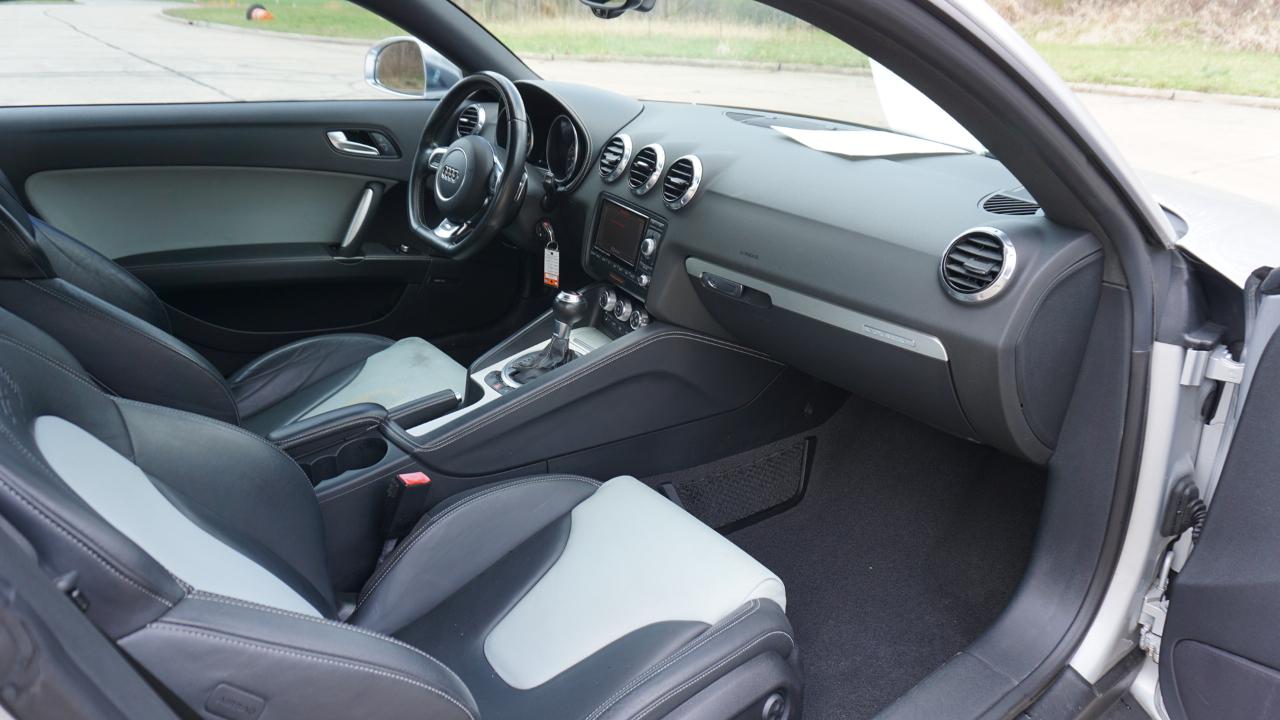 Audi TTS 2dr Cpe S tronic quattro 2.0T 2015