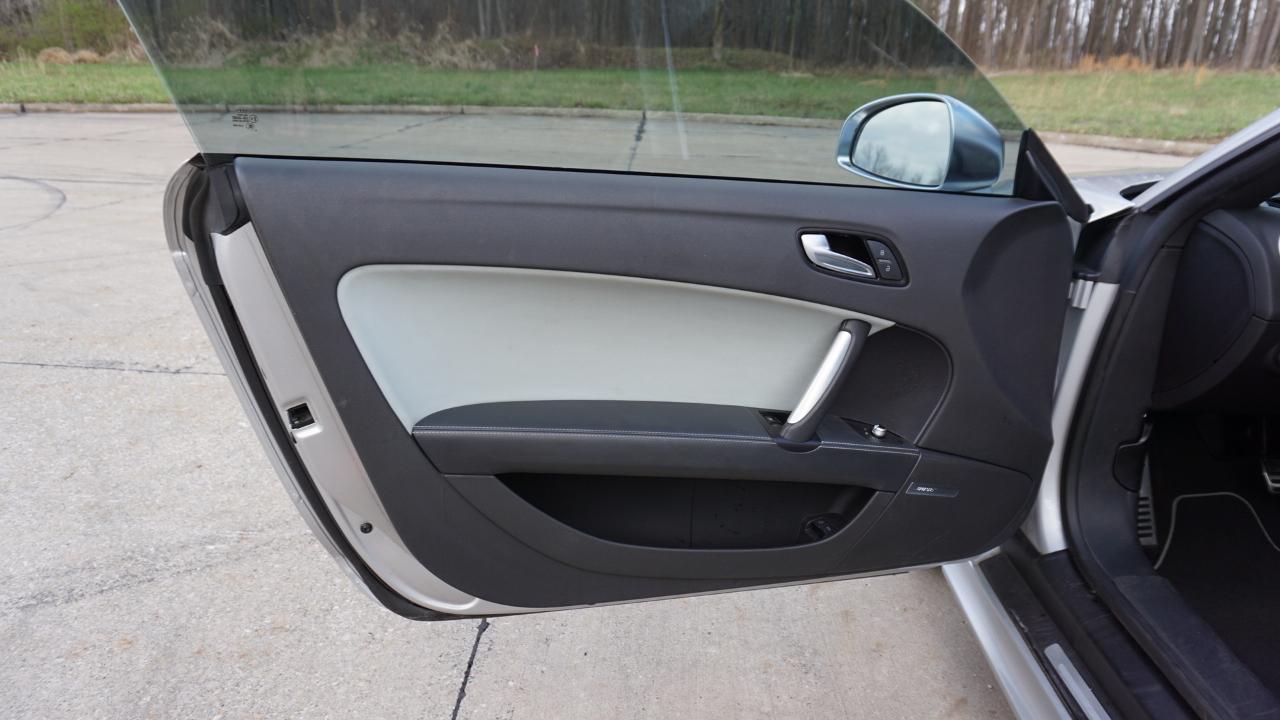 Audi TTS 2dr Cpe S tronic quattro 2.0T 2015