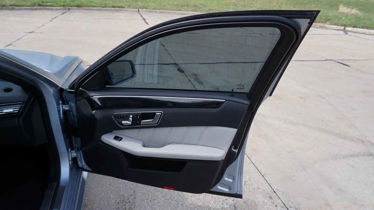 Mercedes-Benz E-Class 4dr Sdn E 350 Sport BlueTEC RWD *Ltd Avail* 2013