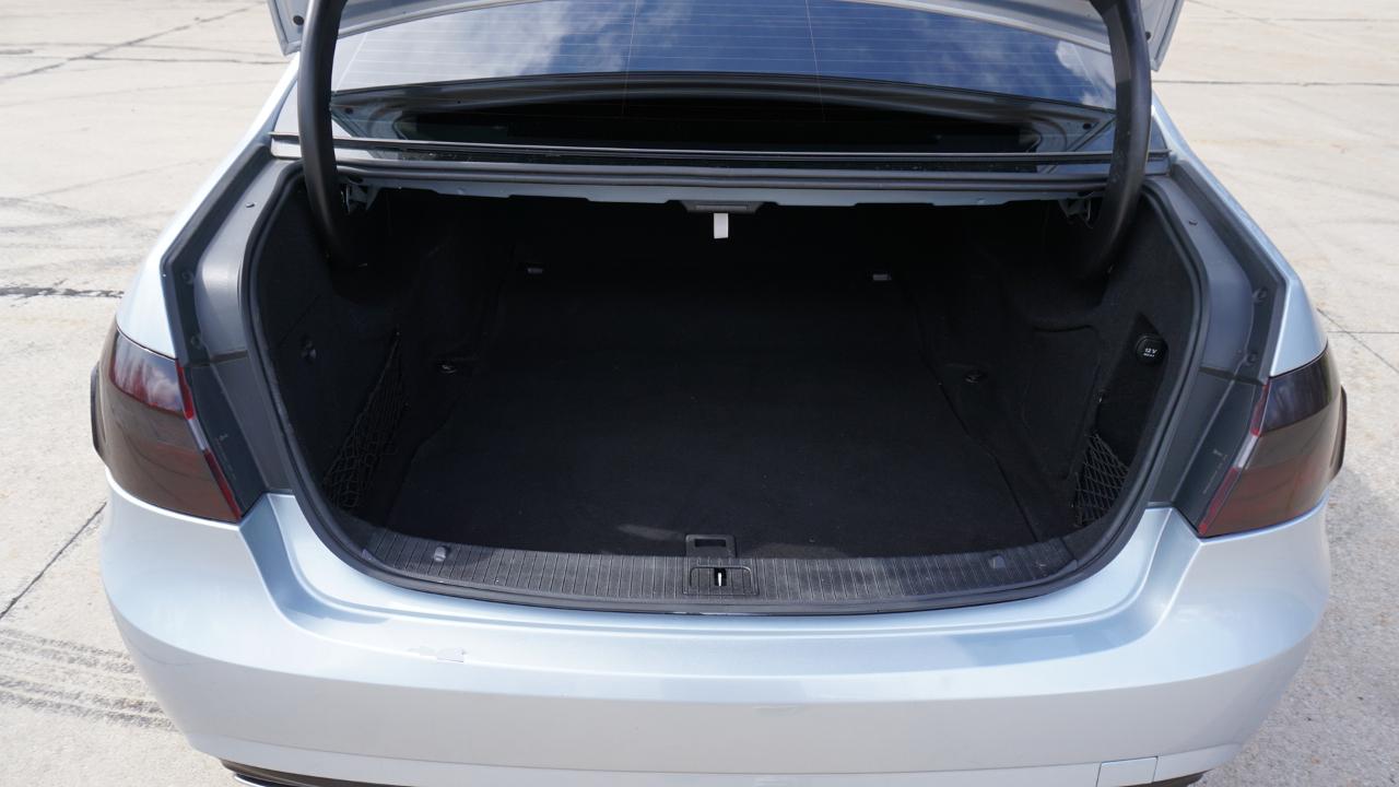 Mercedes-Benz E-Class 4dr Sdn E 350 Sport BlueTEC RWD *Ltd Avail* 2013