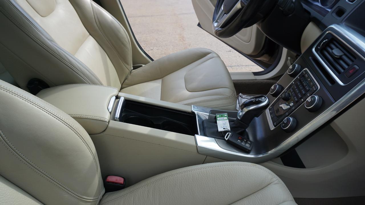 Volvo S60 4dr Sdn T5 AWD 2014