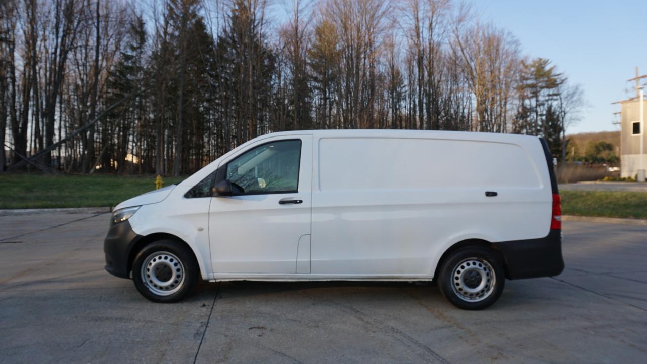 Mercedes-Benz Metris Cargo Van Standard Roof 126" Wheelbase 2019