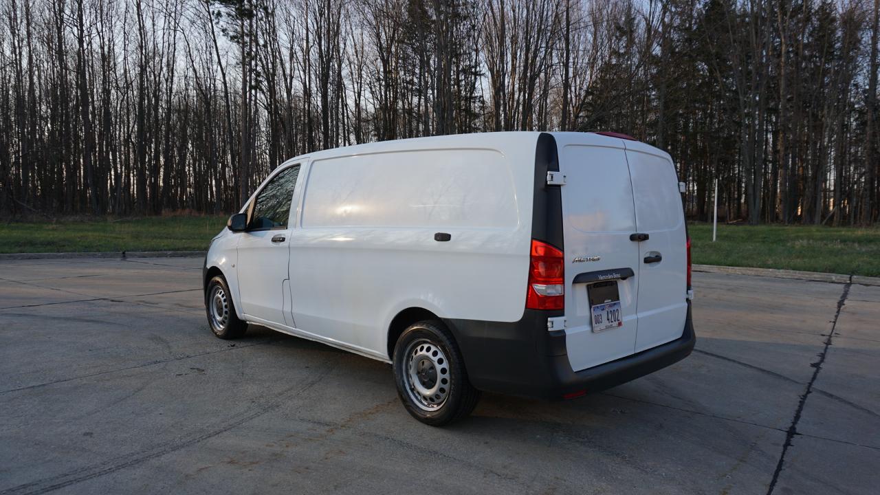 Mercedes-Benz Metris Cargo Van Standard Roof 126" Wheelbase 2019