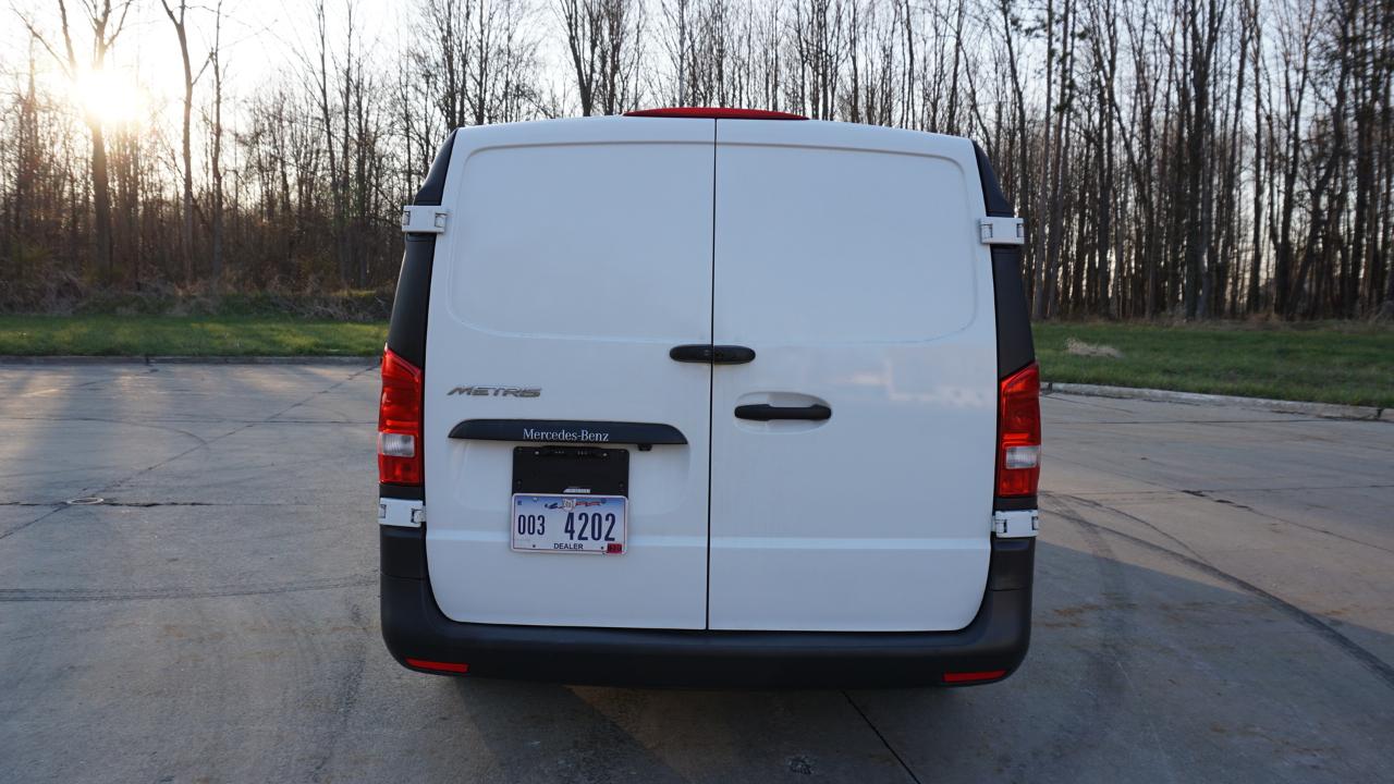 Mercedes-Benz Metris Cargo Van Standard Roof 126" Wheelbase 2019