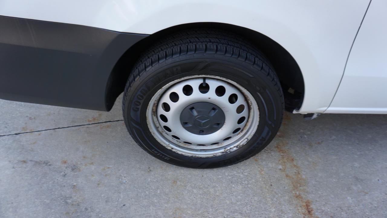 Mercedes-Benz Metris Cargo Van Standard Roof 126" Wheelbase 2019