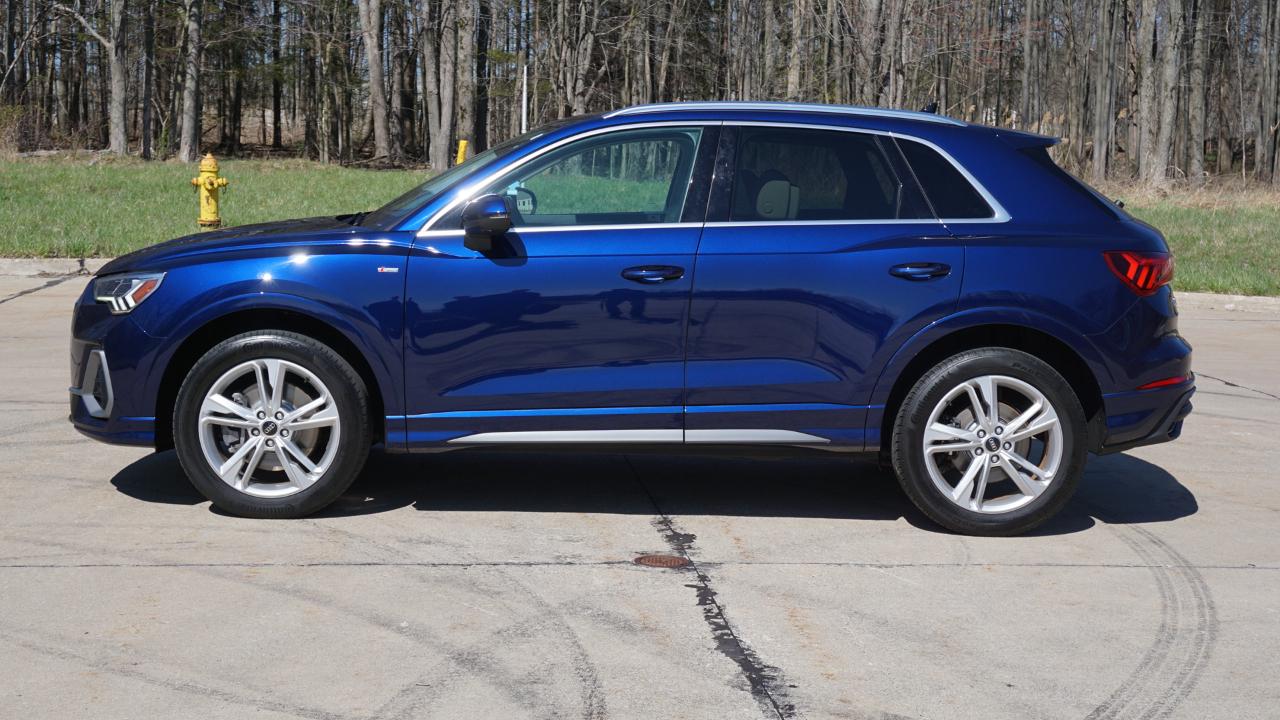 Audi Q3 S line Premium Plus 45 TFSI quattro 2023