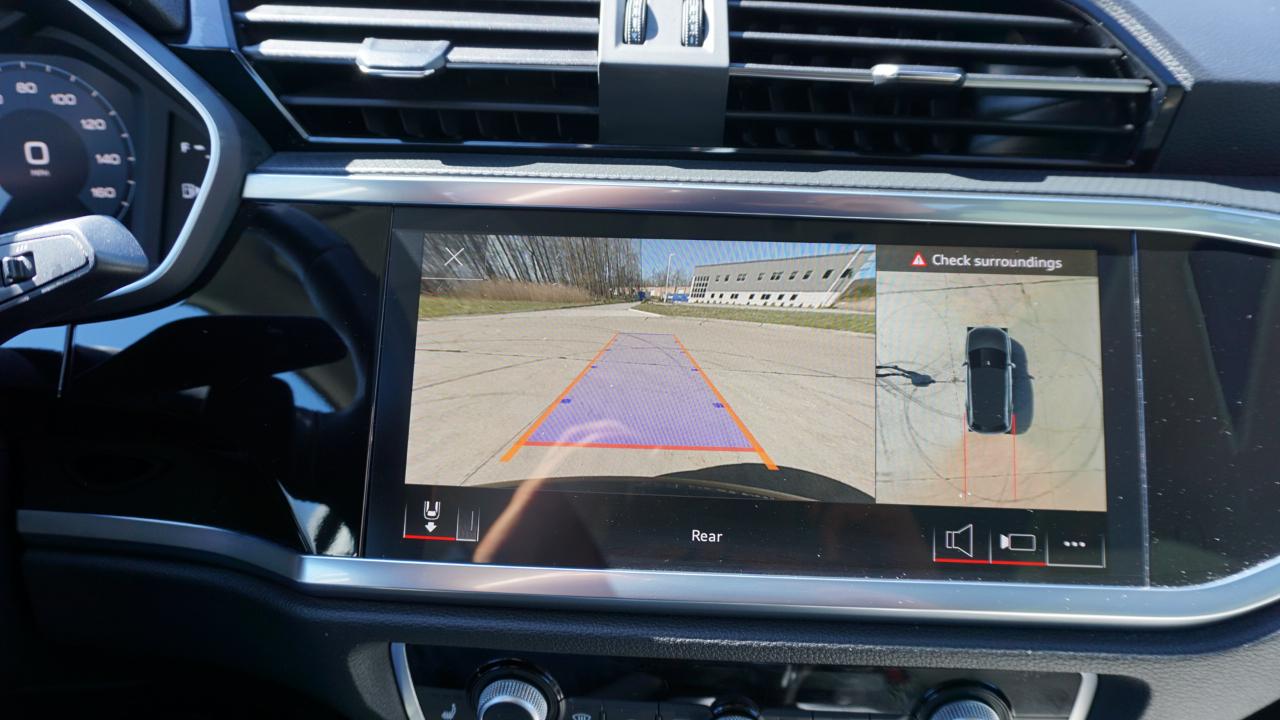 Audi Q3 S line Premium Plus 45 TFSI quattro 2023