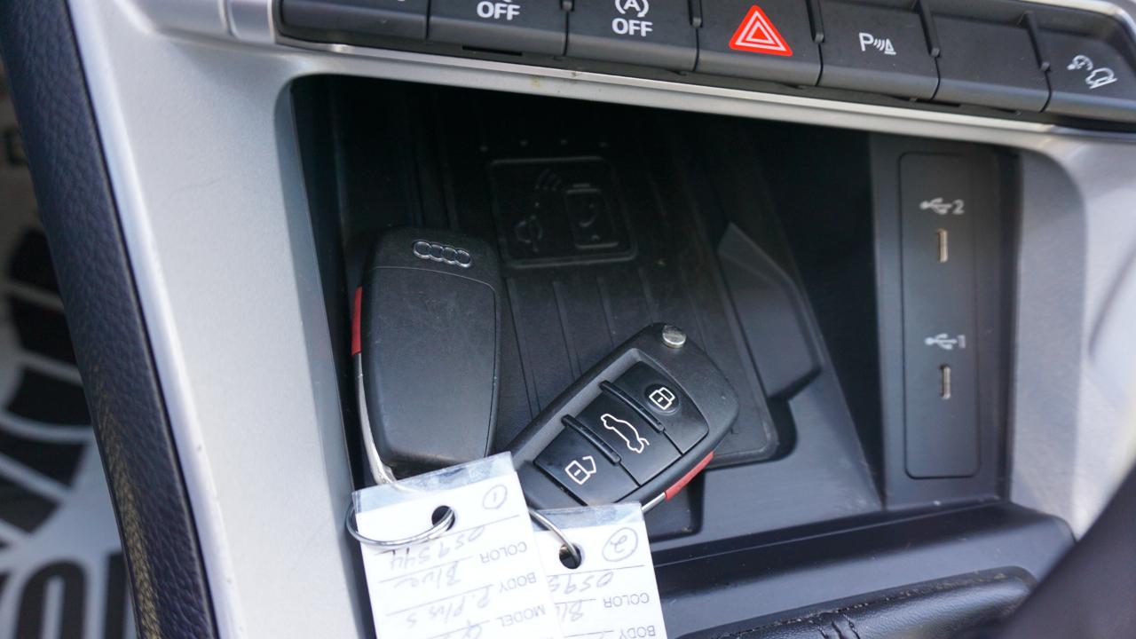 Audi Q3 S line Premium Plus 45 TFSI quattro 2023