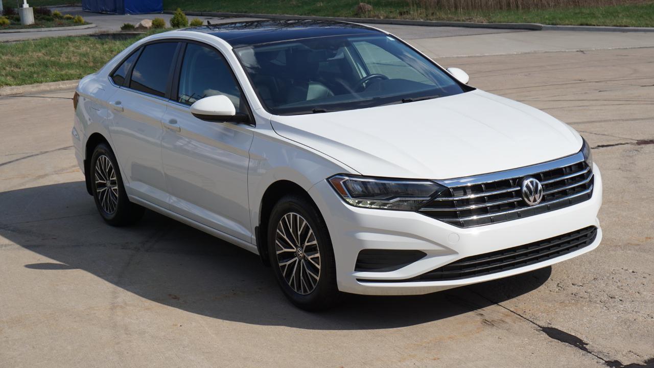 Volkswagen Jetta SE Auto 2021