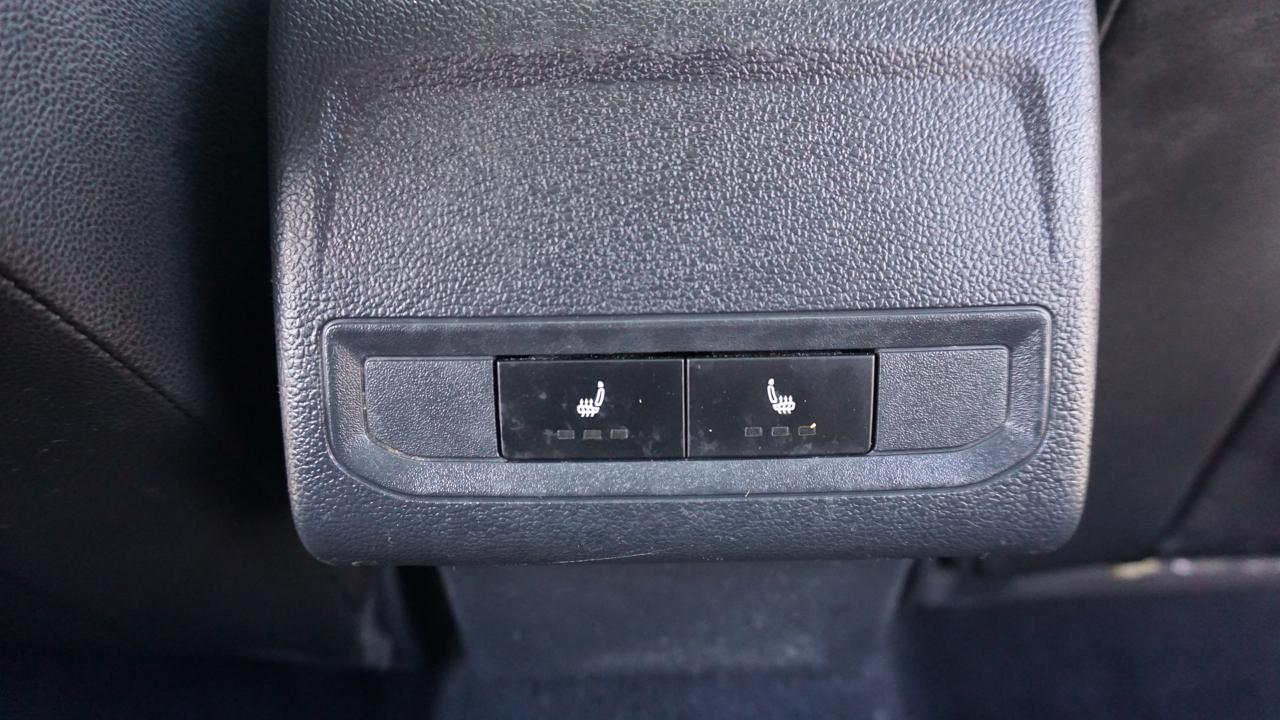 Volkswagen Jetta SE Auto 2021