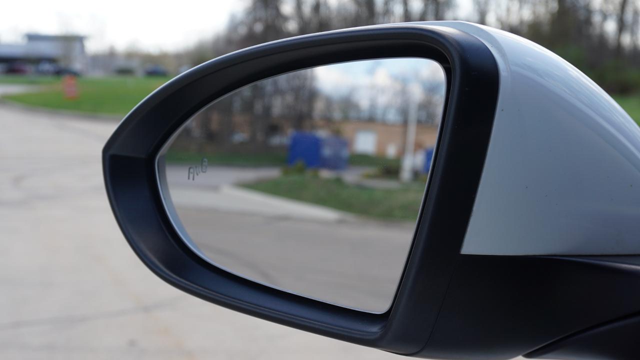 Volkswagen Jetta SE Auto 2021