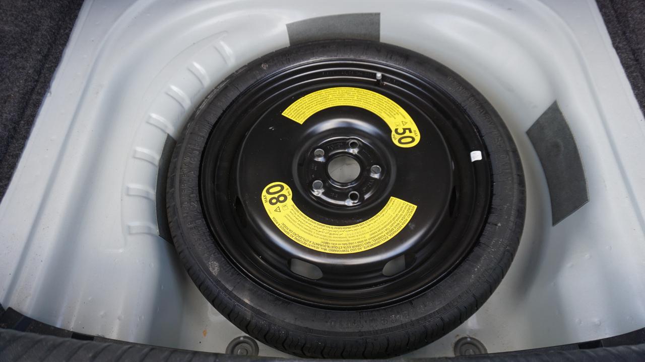 Volkswagen Jetta SE Auto 2021