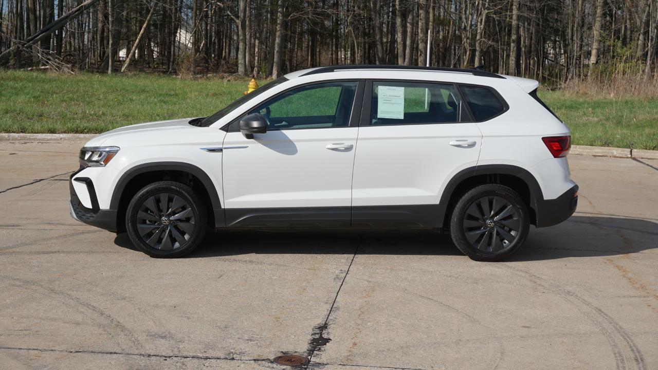 Volkswagen Taos S FWD 2024