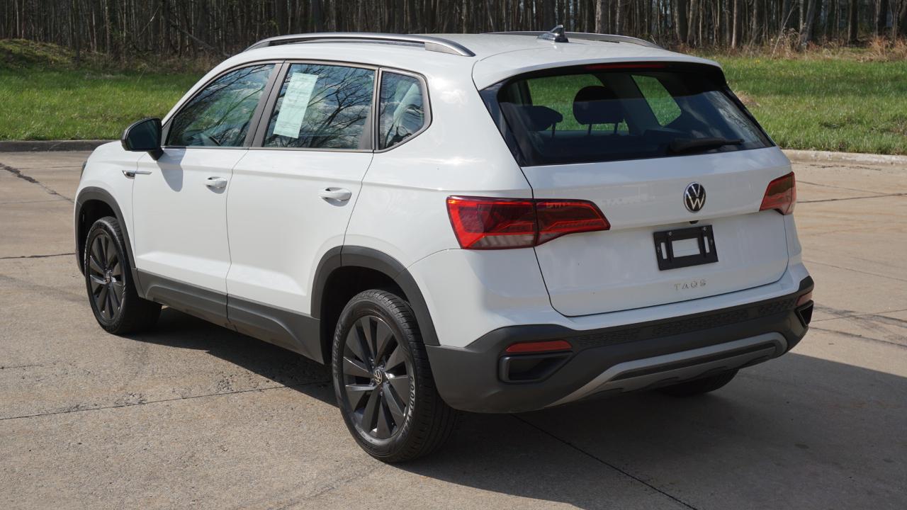 Volkswagen Taos S FWD 2024