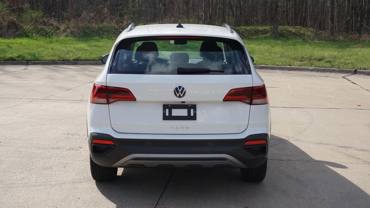 Volkswagen Taos S FWD 2024